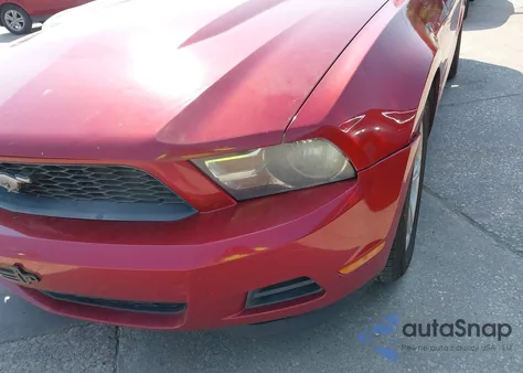 2011 Ford Mustang V6 из США, поврежденный, VIN 1ZVBP8AM1B5101359